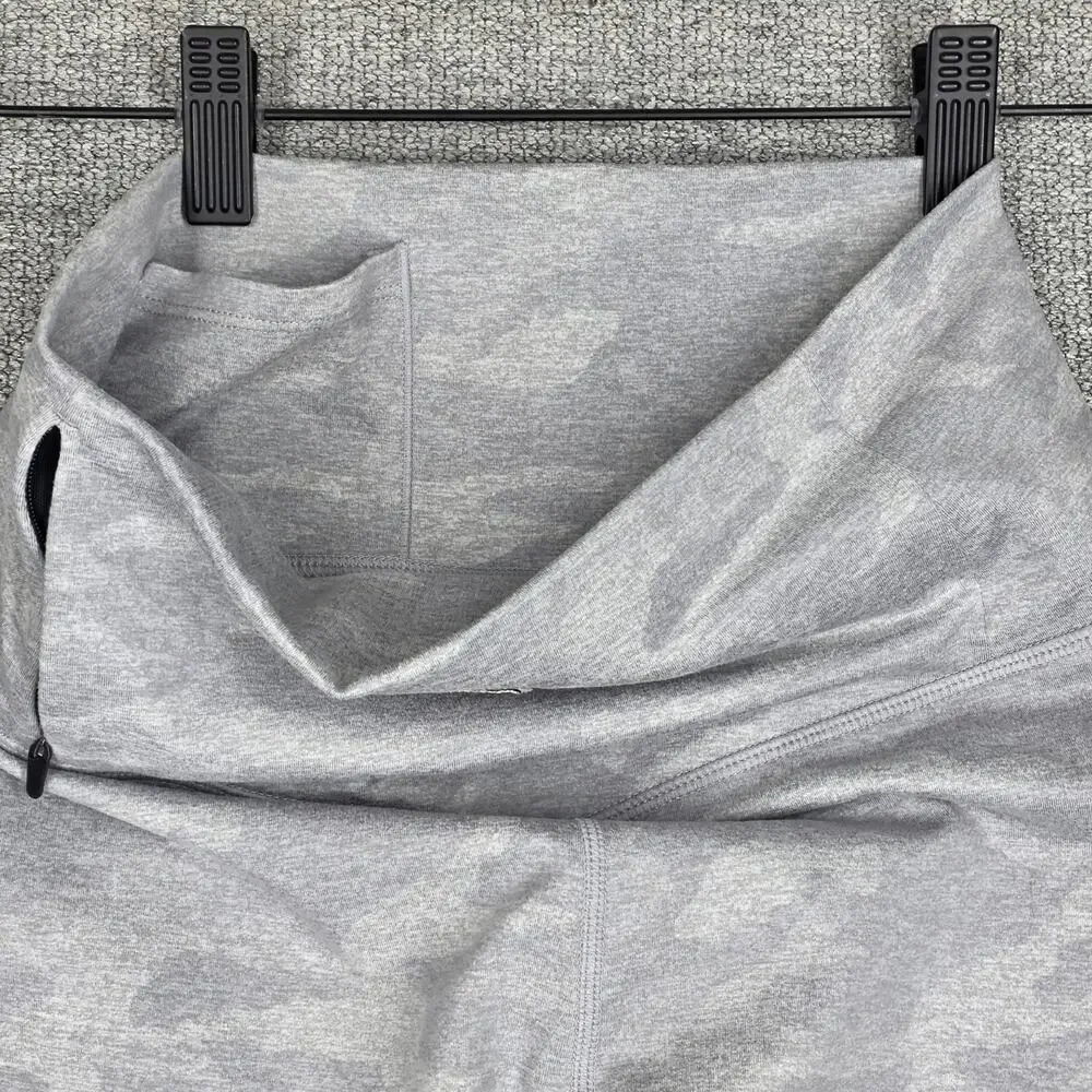 VUORI CLEAN ELEVATION HIGH‑RISE LEGGINGS – WOMEN’S S – GRAY CAMO – 7/8 LENGTH